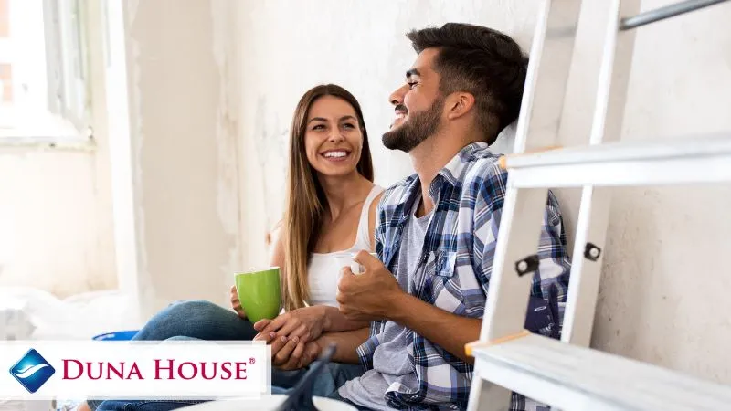 A kereslet hullámzása gyakran egybeesik a pályázati időszakokkal: amikor támogatás érhető el, a vásárlási kedv megugrik, majd fokozatosan visszarendeződik